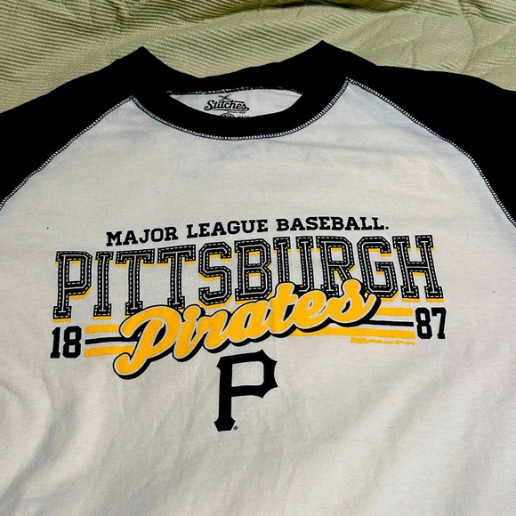 Stitches Tops - Pittsburgh Pirates shirt
